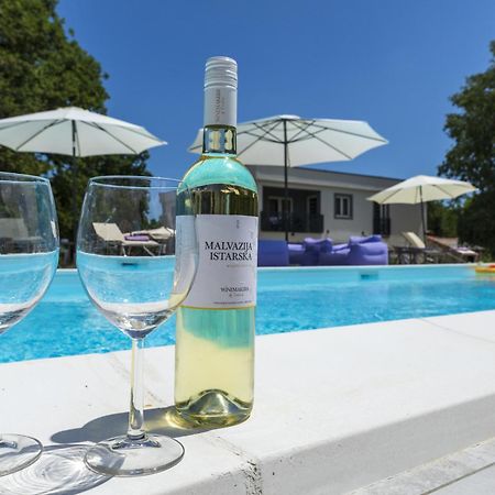 Luxury Villa Cetiri Hrasta Pićan Eksteriør bilde
